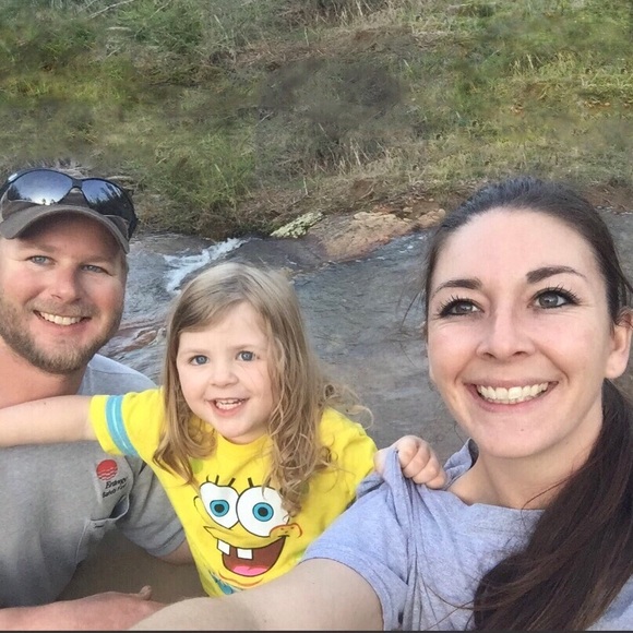 Meet your Posher, Erin - Picture 3 of 8